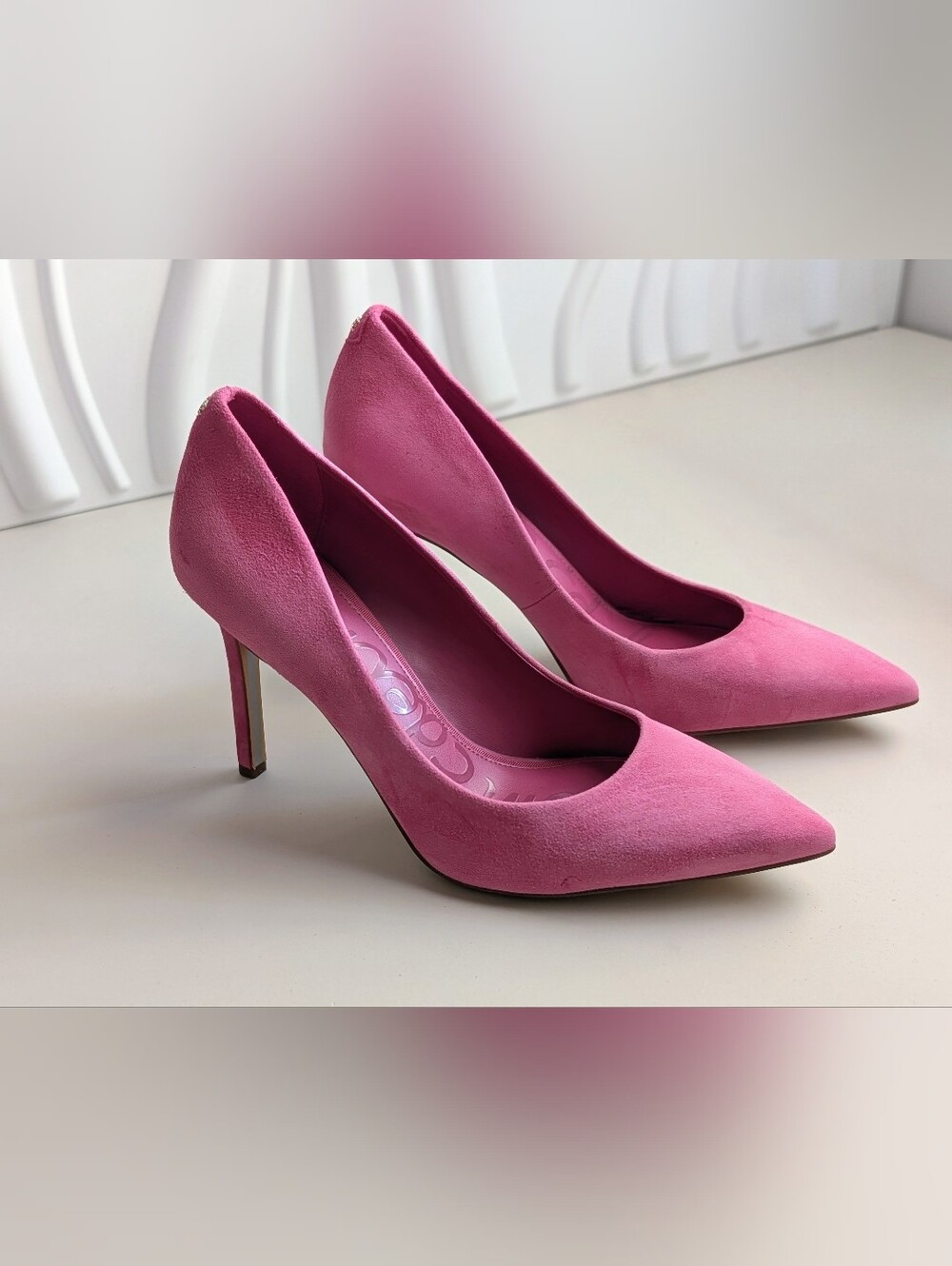 Sam Edelman Hazel Fuchsia Frost Suede Pointed Toe Pumps Size 8 Never Worn